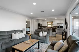 9403 Timberside Dr, Houston, TX 77025 - Photo 15