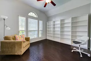 9802 Massanutten Ln, Richmond, TX 77469 - Photo 7