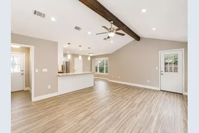 407 Lilly Boulevard, Conroe, TX 77301 - Photo 5