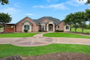3208 Stampede Dr, Bryan, TX 77808 - Photo 1