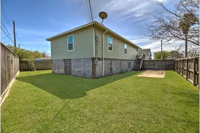 1618 Bayou Shore Drive, Galveston, TX 77551 - Photo 45