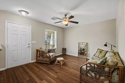 1618 Bayou Shore Drive, Galveston, TX 77551 - Photo 7