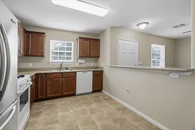 1618 Bayou Shore Drive, Galveston, TX 77551 - Photo 15
