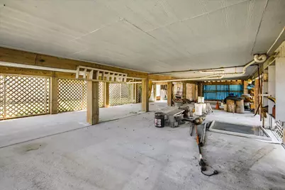 1618 Bayou Shore Drive, Galveston, TX 77551 - Photo 31