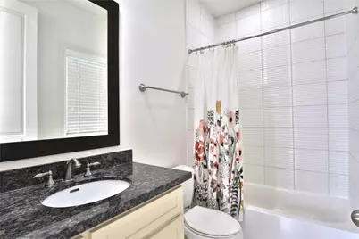 3257 Maxroy Street, Houston, TX 77008 - Photo 37