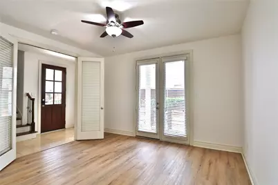 3257 Maxroy Street, Houston, TX 77008 - Photo 33