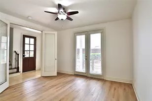 3257 Maxroy St, Houston, TX 77008 - Photo 33
