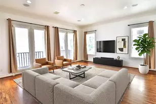 3257 Maxroy St, Houston, TX 77008 - Photo 3