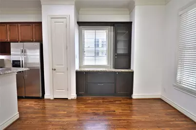 3257 Maxroy Street, Houston, TX 77008 - Photo 13