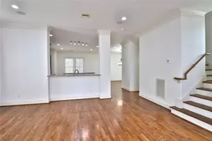3257 Maxroy St, Houston, TX 77008 - Photo 17