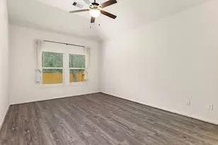 950 Oak Glen Dr, Willis, TX 77378 - Photo 19