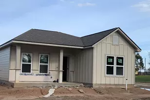 212 Kyle St, Madisonville, TX 77864 - Photo 13