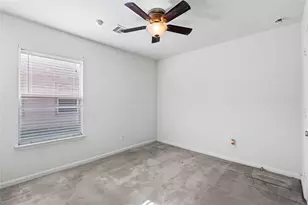 6731 Crescent Creek Ln, Katy, TX 77449 - Photo 19