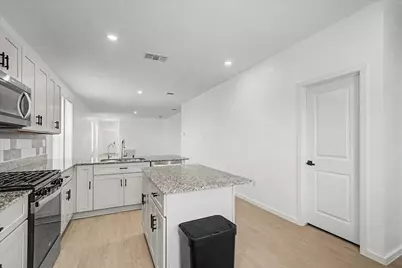 511 Louis Lane, Baytown, TX 77523 - Photo 13