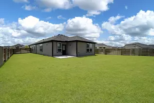 511 Louis Ln, Baytown, TX 77523 - Photo 35