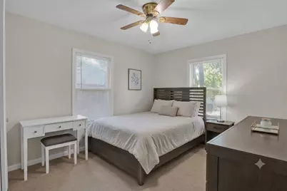 702 Parkway Street, Baytown, TX 77520 - Photo 7