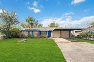 11011 Ledford Ln, Houston, TX 77016 - Photo 1