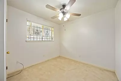 11011 Ledford Lane, Houston, TX 77016 - Photo 17