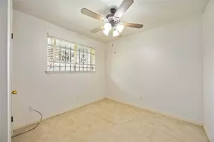 11011 Ledford Ln, Houston, TX 77016 - Photo 17