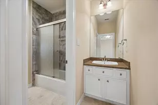 2601 Talbott, West University Place, TX 77005 - Photo 31