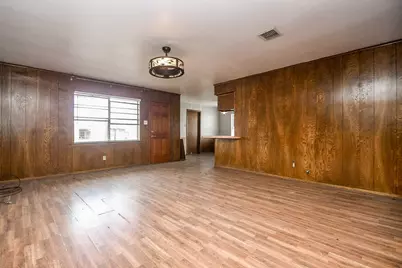 11602 Dover Street, Houston, TX 77031 - Photo 5