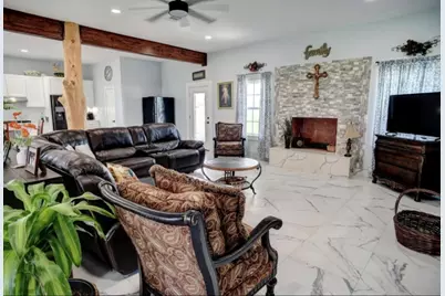 626 Sparta Field Road, Waelder, TX 78959 - Photo 5
