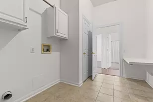 2404 S Venice Dr, Pearland, TX 77581 - Photo 25