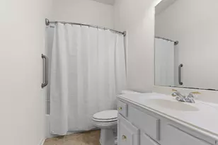 2404 S Venice Dr, Pearland, TX 77581 - Photo 23