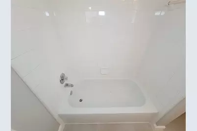 2654 Skyview Trace Court, Houston, TX 77047 - Photo 29