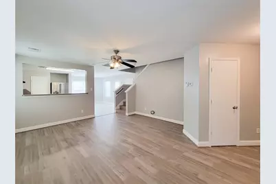 2654 Skyview Trace Court, Houston, TX 77047 - Photo 13