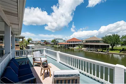 1140 Waterways Drive, Crystal Beach, TX 77650 - Photo 5