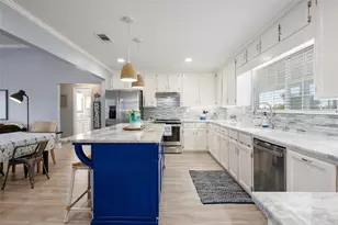 1140 Waterways Dr, Crystal Beach, TX 77650 - Photo 7