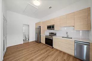 1414 Shearn St, Houston, TX 77007 - Photo 1
