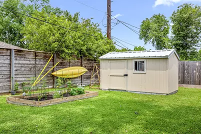 1803 Millwood Drive, Houston, TX 77008 - Photo 31