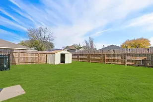 13702 Tanvern Ct, Houston, TX 77014 - Photo 11