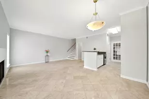 7299 Regency Square Ct, Houston, TX 77036 - Photo 3
