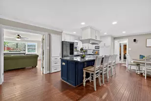 913 Park Ln, Bryan, TX 77802 - Photo 11