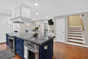 913 Park Ln, Bryan, TX 77802 - Photo 9