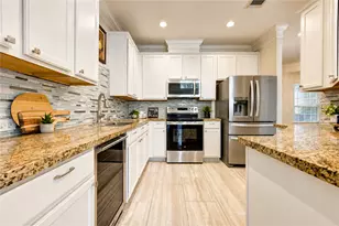 1247 Glenwood Canyon, Houston, TX 77077 - Photo 5