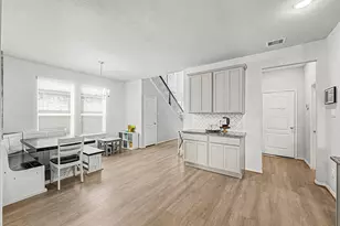 21254 Catalina Palm Dr, Cypress, TX 77433 - Photo 9