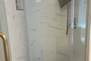 15319 Truslow Point Ln, Sugar Land, TX 77478 - Photo 11