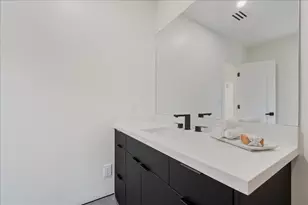 2135 Quenby St, Houston, TX 77005 - Photo 25