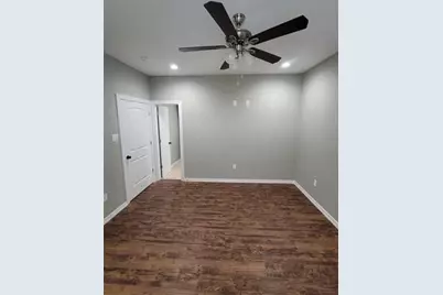 6051 25th Street, Groves, TX 77619 - Photo 9