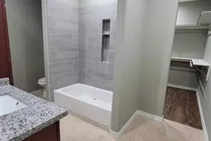 6051 25th St, Groves, TX 77619 - Photo 25