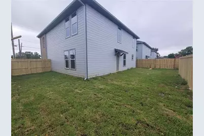 6051 25th Street, Groves, TX 77619 - Photo 31