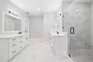 1421 W 23rd St, Houston, TX 77008 - Photo 29
