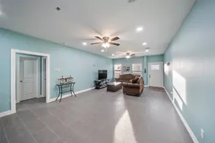 83 Elizabeth Dr, Bay City, TX 77414 - Photo 7