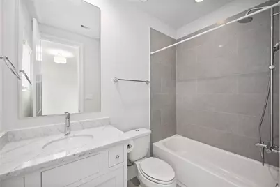 10919 Grove Tree Lane, Houston, TX 77043 - Photo 11