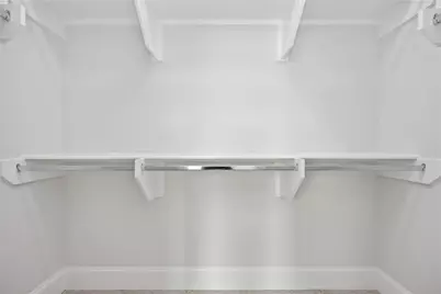 10919 Grove Tree Lane, Houston, TX 77043 - Photo 9