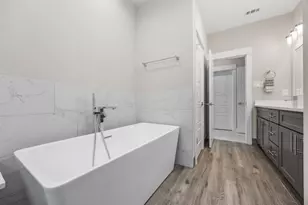 1925 Gano St, Houston, TX 77009 - Photo 13